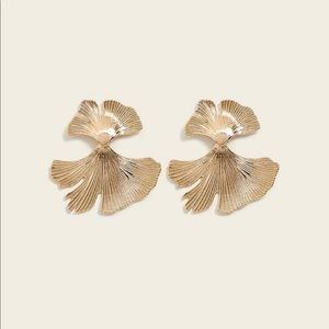 LEXIE WALLFLOWER EARRING